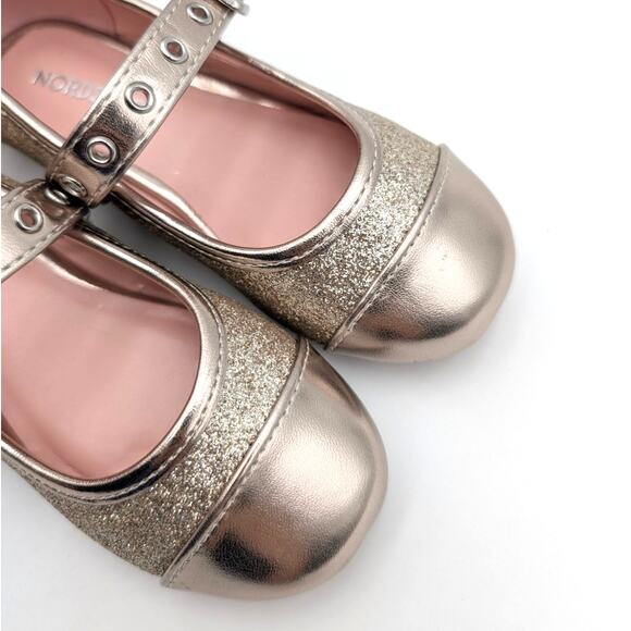 Nordstrom Kids' Everlee Mary Jane Flat Adjustable Strap Gold Size US8M EU24 - Picture 11 of 11